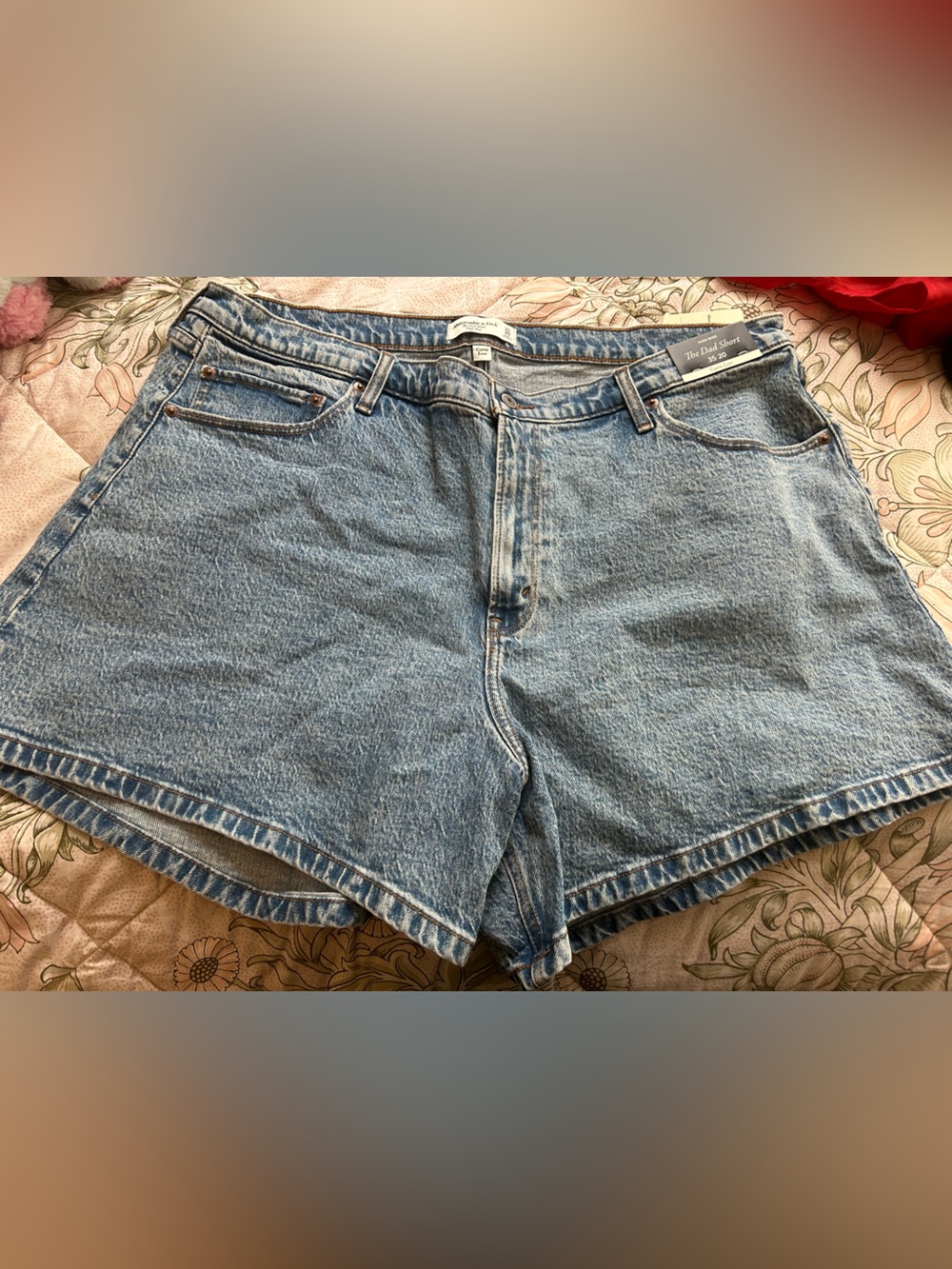 Abercrombie Curve Love The Dad Short High Rise Size 35 20